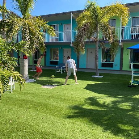 Tropical Inn&Suites Clearwater Exterior foto